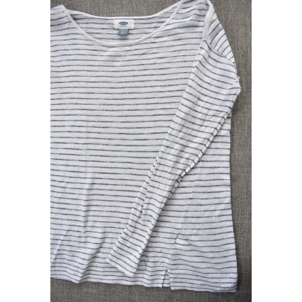 Long sleeve striped shirt